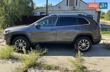 Внедорожник / Кроссовер Jeep Cherokee 2018 в 