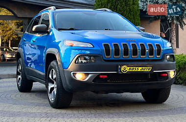 Внедорожник / Кроссовер Jeep Cherokee 2016 в Львове