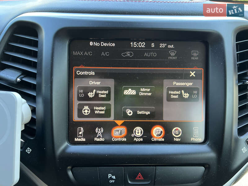 Внедорожник / Кроссовер Jeep Cherokee 2015 в Бердичеве