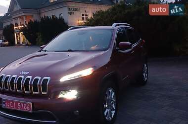 Внедорожник / Кроссовер Jeep Cherokee 2016 в 