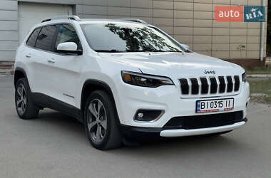 Внедорожник / Кроссовер Jeep Cherokee 2019 в 