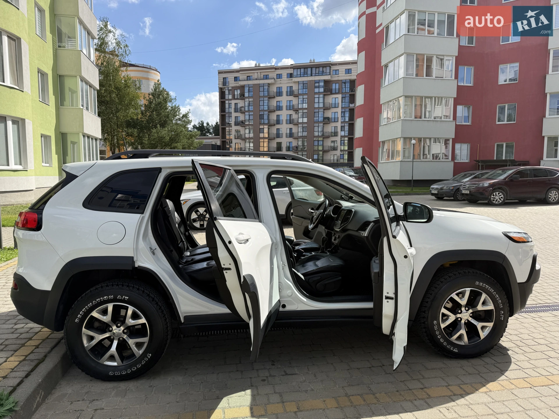 2015 Jeep Cherokee - мініатюра 12