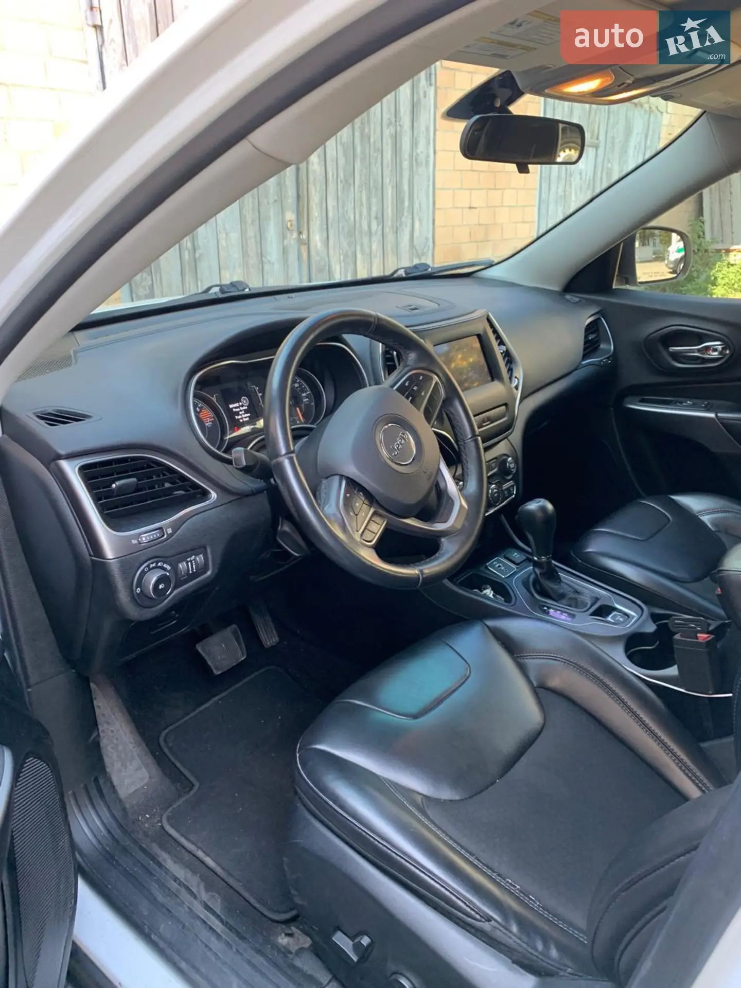 2018 Jeep Cherokee - мініатюра 9