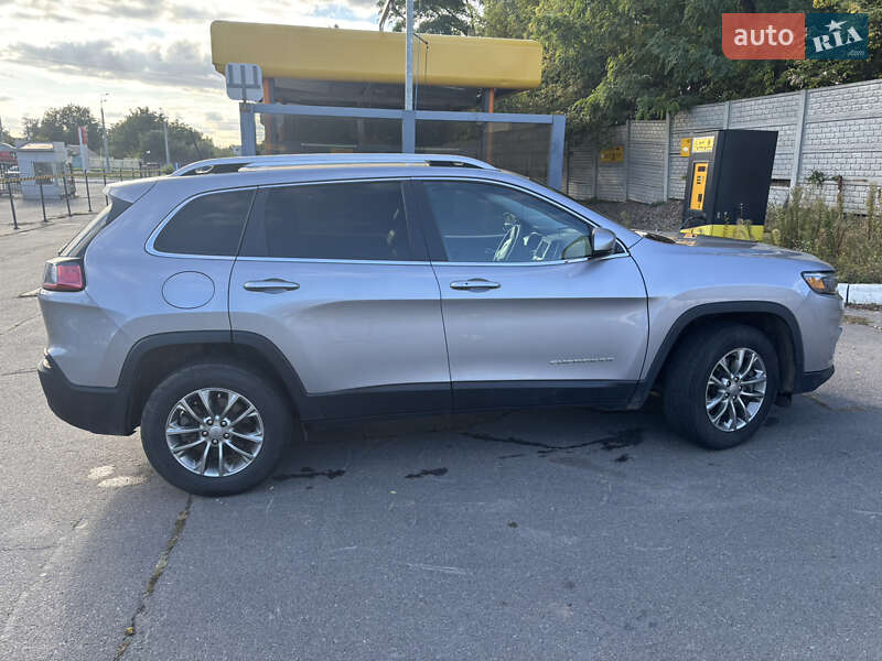 Позашляховик / Кросовер Jeep Cherokee 2019 в Харкові