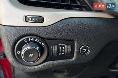 Внедорожник / Кроссовер Jeep Cherokee 2016 в 