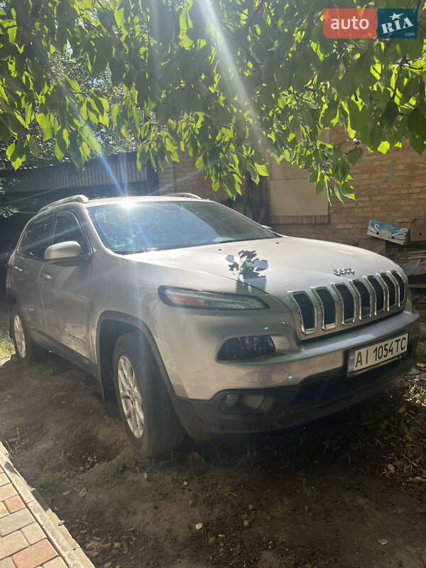 Позашляховик / Кросовер Jeep Cherokee 2016 в Сквирі