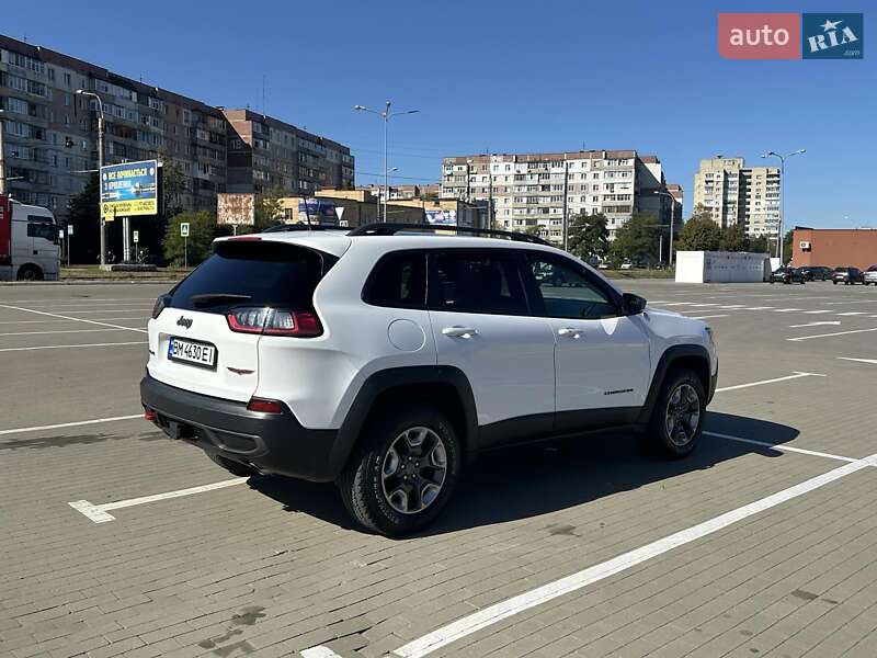 Внедорожник / Кроссовер Jeep Cherokee 2020 в Сумах