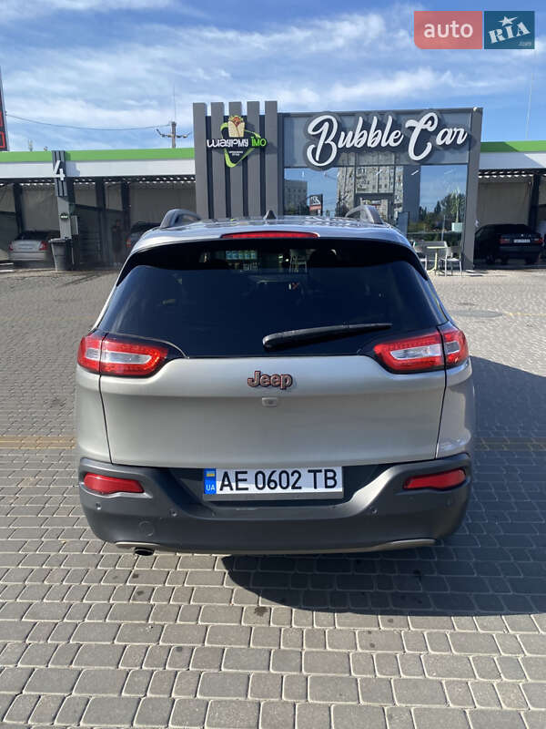 Внедорожник / Кроссовер Jeep Cherokee 2016 в Харькове фото 6 Внедорожник / Кроссовер Jeep Cherokee 2016 в Харькове