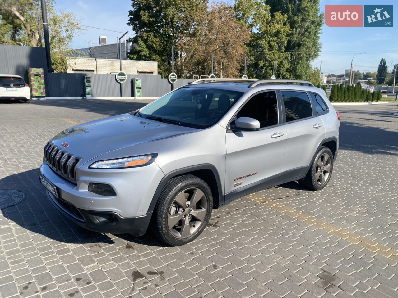 2016 Jeep Cherokee - мініатюра 19