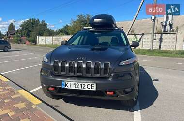 Внедорожник / Кроссовер Jeep Cherokee 2016 в Киеве