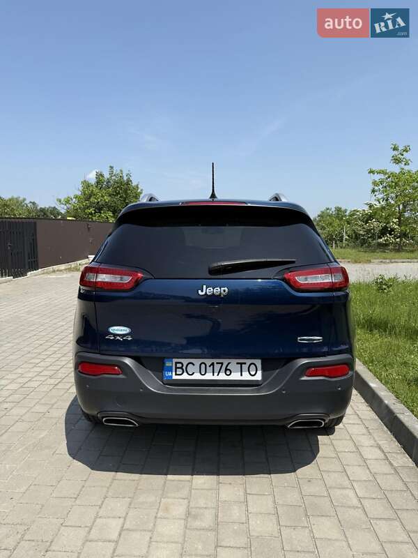 Внедорожник / Кроссовер Jeep Cherokee 2017 в Львове