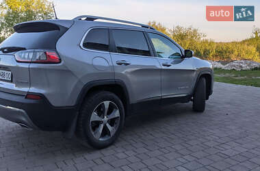 Внедорожник / Кроссовер Jeep Cherokee 2019 в 