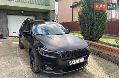 Внедорожник / Кроссовер Jeep Cherokee 2019 в Хмельницком