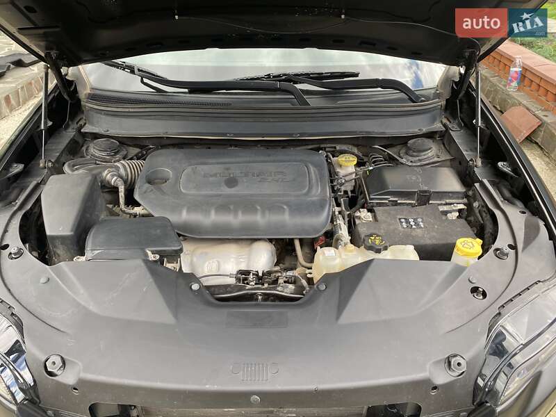 Внедорожник / Кроссовер Jeep Cherokee 2019 в Хмельницком