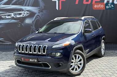 Внедорожник / Кроссовер Jeep Cherokee 2015 в 