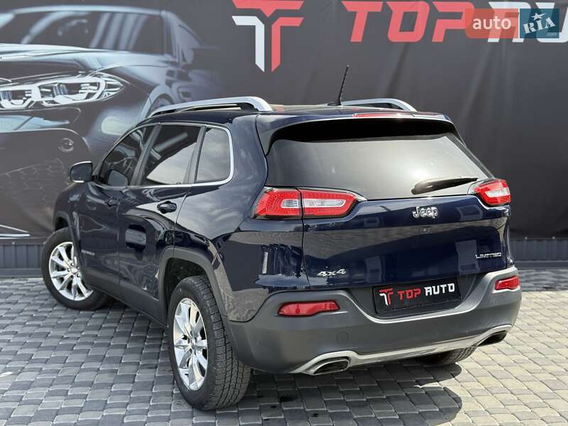 Внедорожник / Кроссовер Jeep Cherokee 2015 в Львове