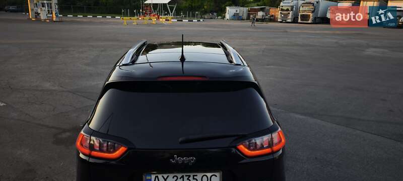 Позашляховик / Кросовер Jeep Cherokee 2018 в Харкові