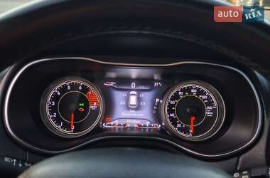 Внедорожник / Кроссовер Jeep Cherokee 2018 в 