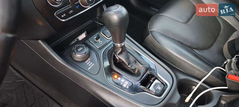 Позашляховик / Кросовер Jeep Cherokee 2018 в Харкові