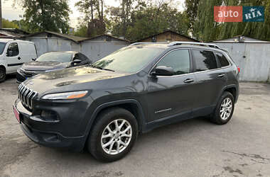 Внедорожник / Кроссовер Jeep Cherokee 2016 в 