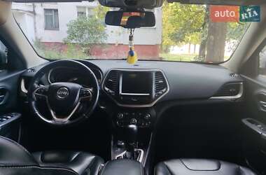 Позашляховик / Кросовер Jeep Cherokee 2016 в Чернігові