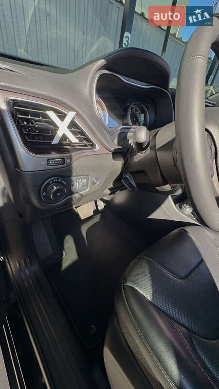 Внедорожник / Кроссовер Jeep Cherokee 2022 в Киеве фото 33 Внедорожник / Кроссовер Jeep Cherokee 2022 в Киеве