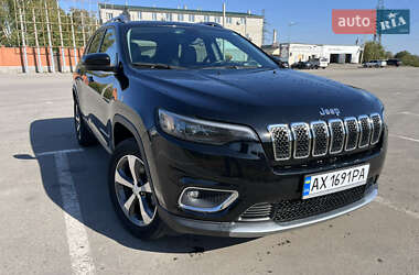 Внедорожник / Кроссовер Jeep Cherokee 2019 в Харькове