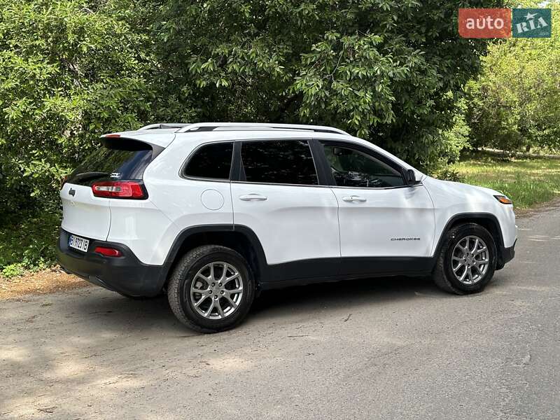 Позашляховик / Кросовер Jeep Cherokee 2017 в Лубнах