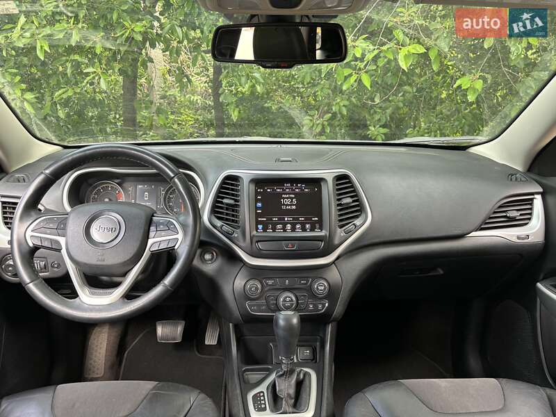 Позашляховик / Кросовер Jeep Cherokee 2017 в Лубнах