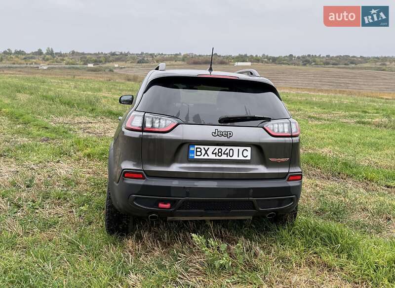 Позашляховик / Кросовер Jeep Cherokee 2019 в Хмельницькому фото 6 Позашляховик / Кросовер Jeep Cherokee 2019 в Хмельницькому