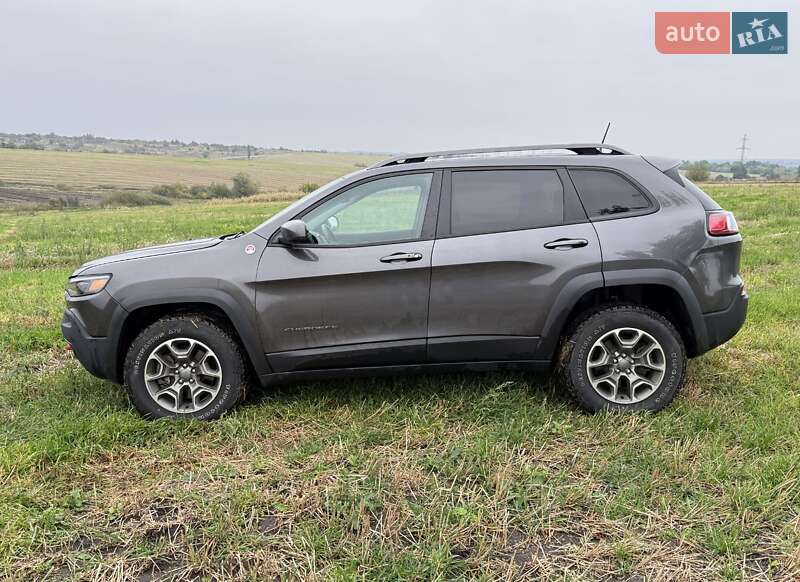 Позашляховик / Кросовер Jeep Cherokee 2019 в Хмельницькому фото 5 Позашляховик / Кросовер Jeep Cherokee 2019 в Хмельницькому