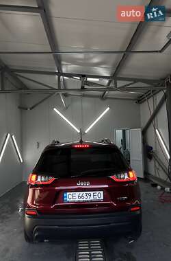 Внедорожник / Кроссовер Jeep Cherokee 2018 в 