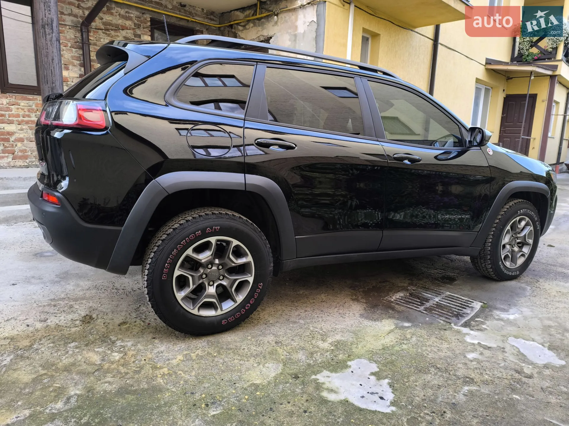 2019 Jeep Cherokee - мініатюра 10