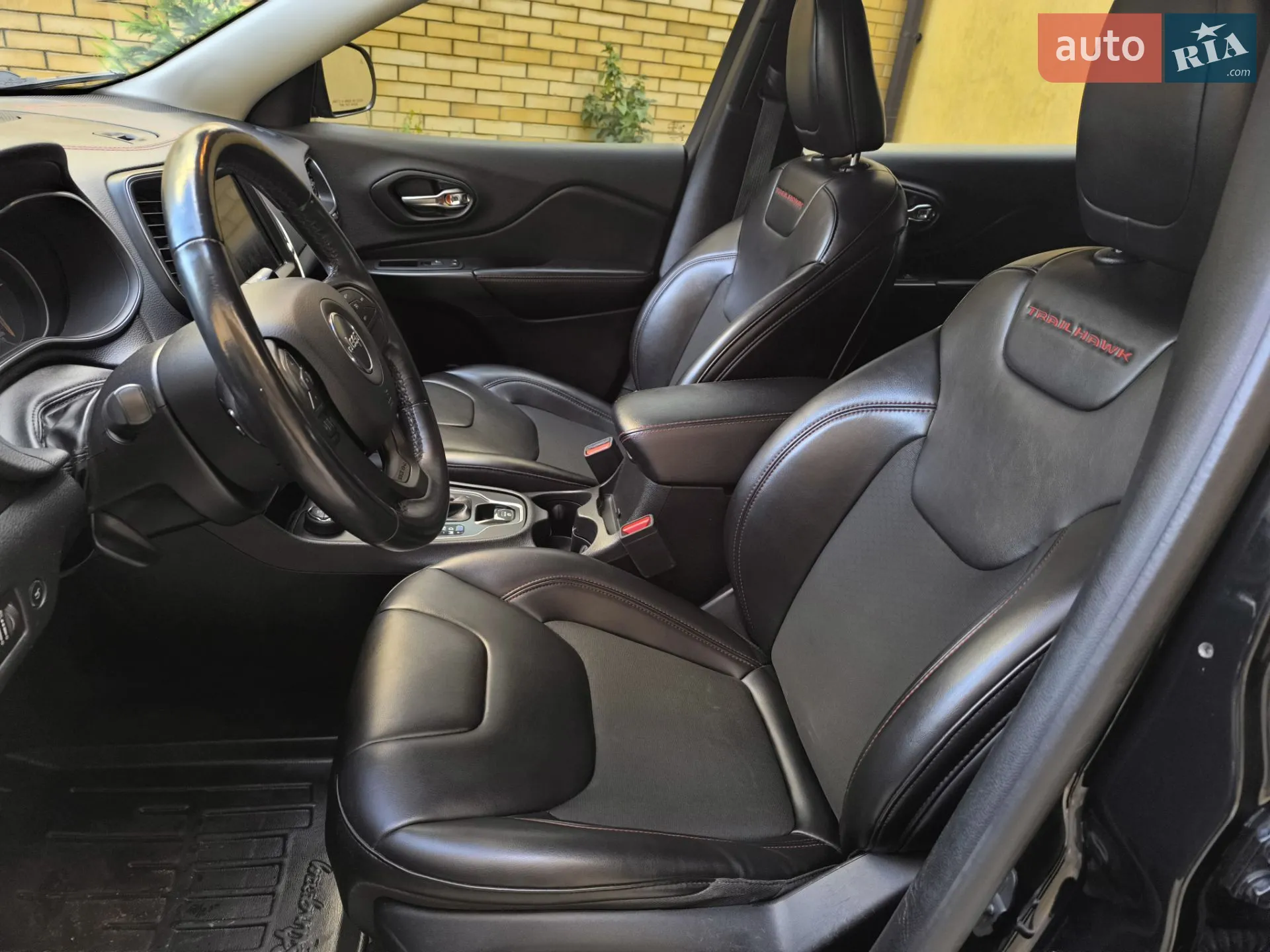 2019 Jeep Cherokee - мініатюра 26