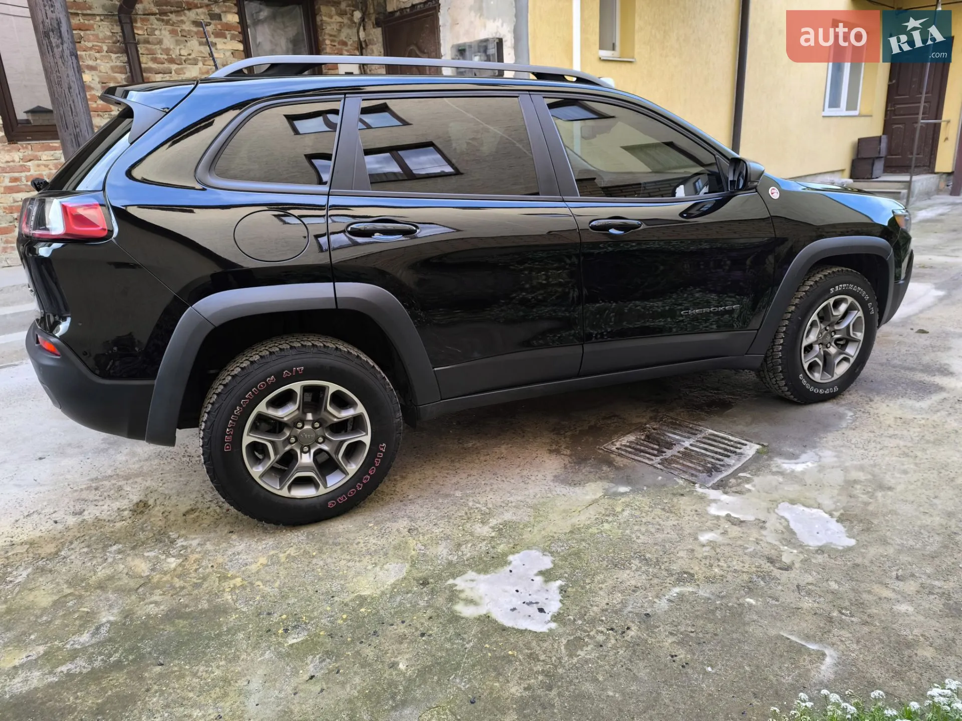 2019 Jeep Cherokee - мініатюра 36