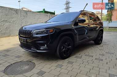 Внедорожник / Кроссовер Jeep Cherokee 2019 в 