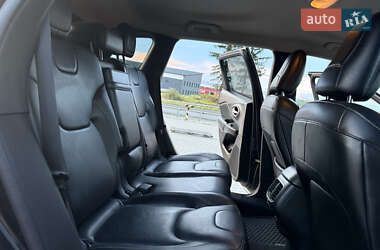 Позашляховик / Кросовер Jeep Cherokee 2015 в 