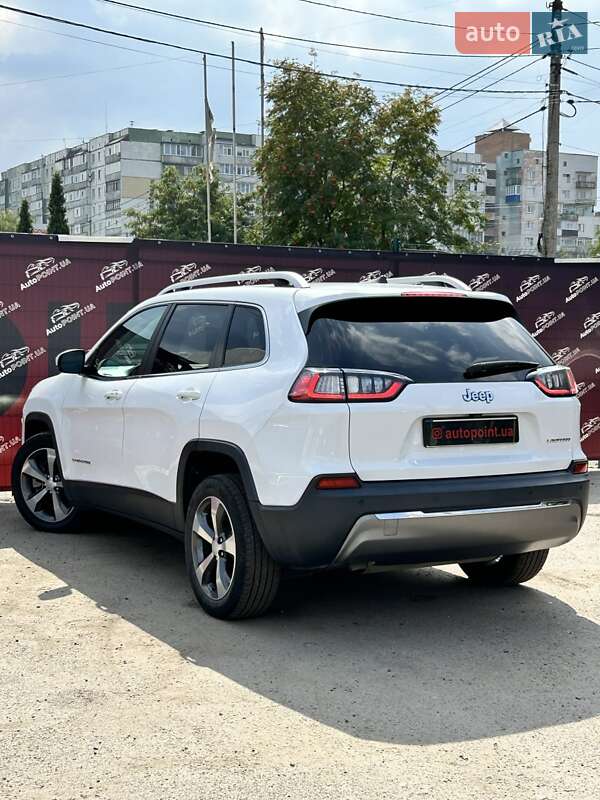 Позашляховик / Кросовер Jeep Cherokee 2018 в Сумах