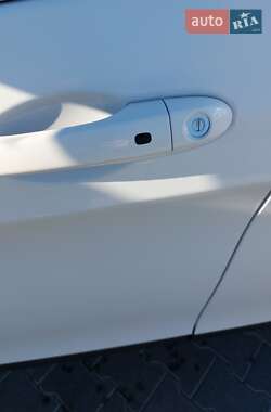 Позашляховик / Кросовер Jeep Cherokee 2014 в  фото 12 Позашляховик / Кросовер Jeep Cherokee 2014 в