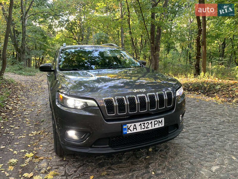 Внедорожник / Кроссовер Jeep Cherokee 2019 в Киеве фото 2 Внедорожник / Кроссовер Jeep Cherokee 2019 в Киеве