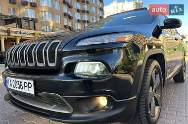 Внедорожник / Кроссовер Jeep Cherokee 2016 в 