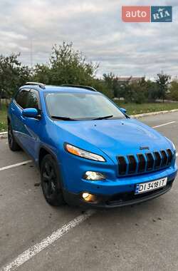 Внедорожник / Кроссовер Jeep Cherokee 2017 в 