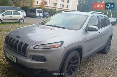 Позашляховик / Кросовер Jeep Cherokee 2016 в Чернівцях