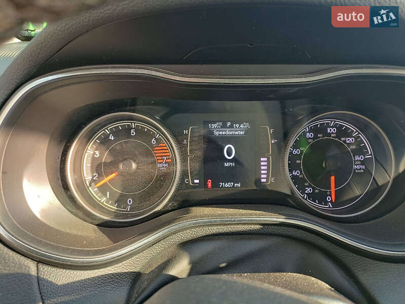 Позашляховик / Кросовер Jeep Cherokee 2018 в Золочеві