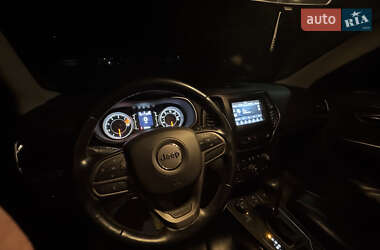 Позашляховик / Кросовер Jeep Cherokee 2020 в  фото 15 Позашляховик / Кросовер Jeep Cherokee 2020 в