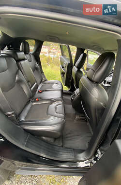 Позашляховик / Кросовер Jeep Cherokee 2020 в  фото 9 Позашляховик / Кросовер Jeep Cherokee 2020 в