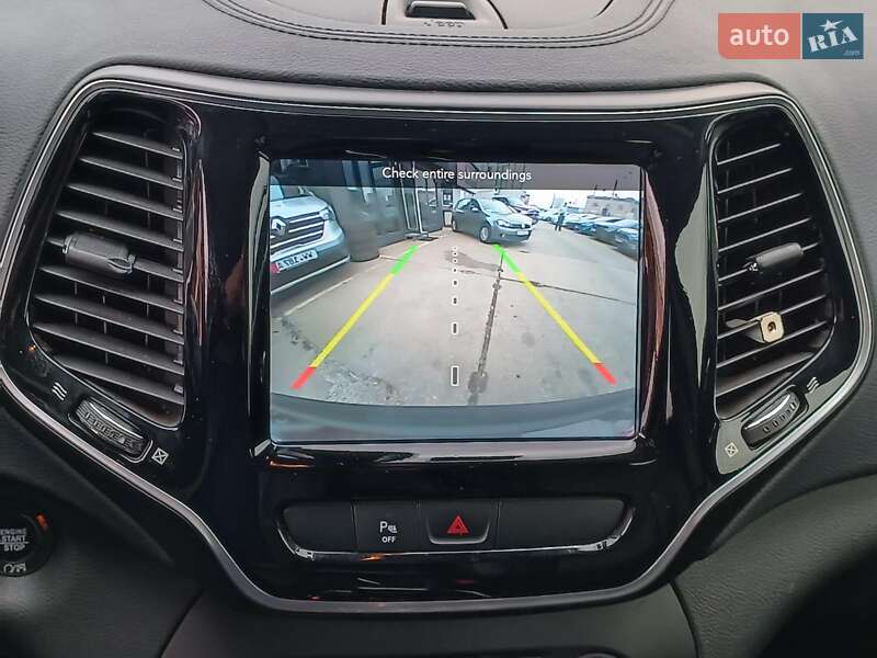 Внедорожник / Кроссовер Jeep Cherokee 2018 в Харькове
