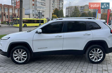 Позашляховик / Кросовер Jeep Cherokee 2016 в 