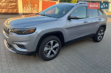 Внедорожник / Кроссовер Jeep Cherokee 2019 в 