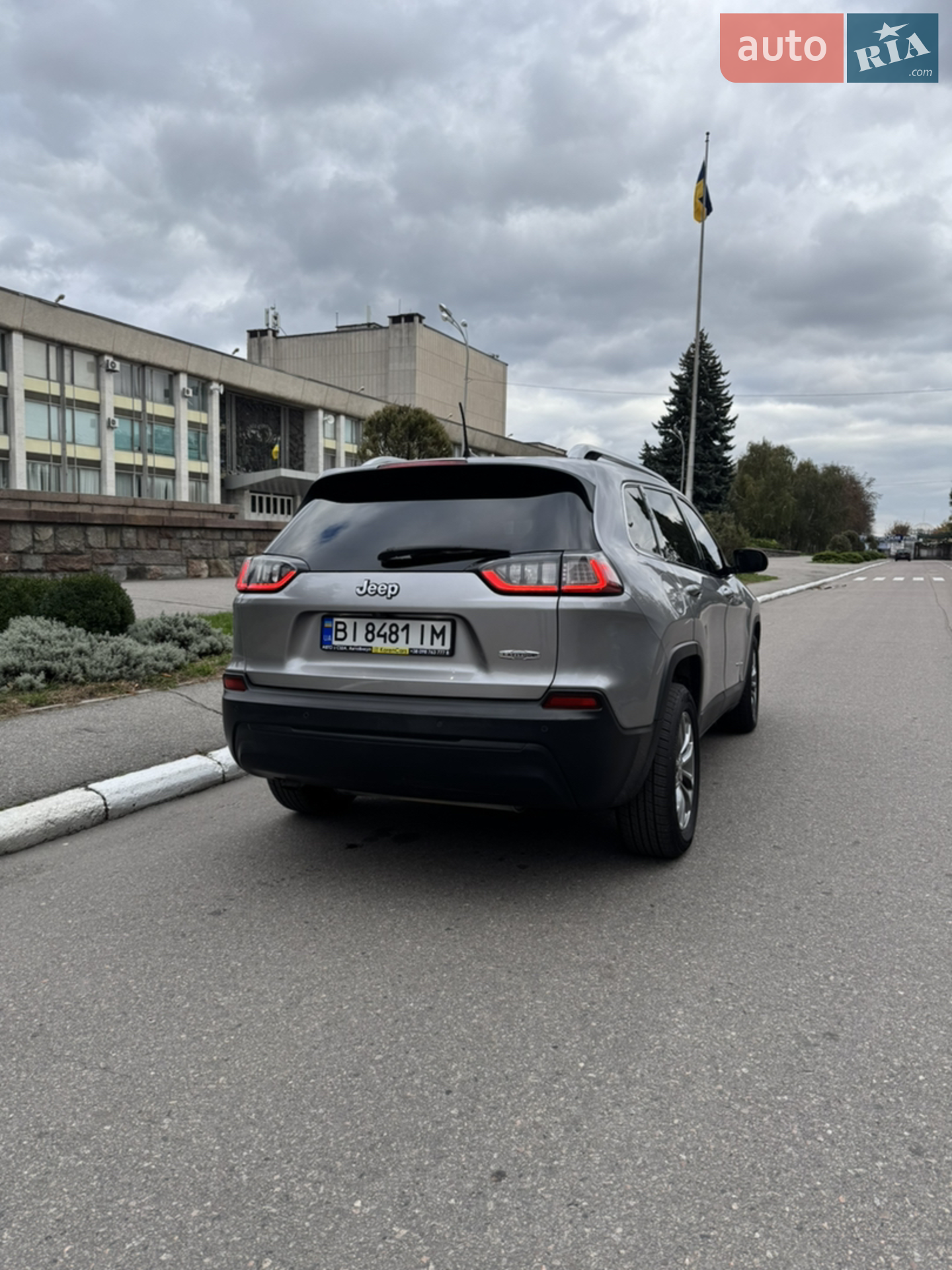 2018 Jeep Cherokee - мініатюра 3